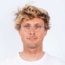 Load image into Gallery viewer, Kreuzberg Crystal Man
