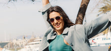 Load image into Gallery viewer, Dalston Clip-On Woman
