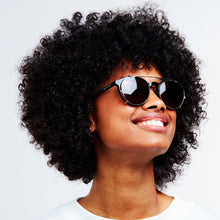 Load image into Gallery viewer, Williamsburg Black Woman
